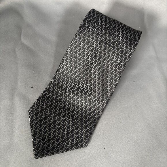 Louis Vuitton Tie Blue Silver Monogram Jacquard L:59” W:3.5” - Picture 1 of 9